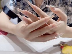 -瞧·享轻奢美甲美睫