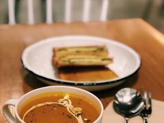 -HELLO 27 意面·沙拉·帕尼尼