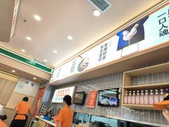 -赵财财·肠粉·煲仔饭(华润万象城店)