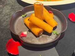 脆炸顺德水牛奶卷-醉东Oriental House(静安嘉里店)