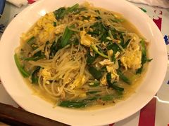 -闯关东东北农家菜(崂山石老人店)