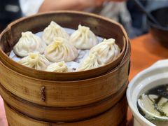 -莱莱小笼·乔艾