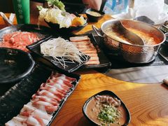 -呷哺呷哺 黄金牧场 (中发百旺店)