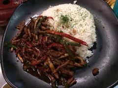 米饭-MI WU FACTORY米屋美食工厂餐厅(绿地店)