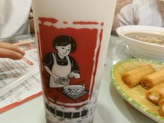 鲜奶椰汁加红豆-黄师奶甜品店