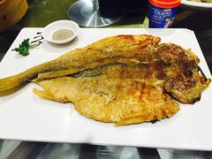 -赶海部落海鲜城(海阳路店)