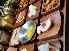 -银米·云南传统过桥米线(双廊黑金冠店)