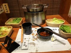 -独食火锅·半米屋台(直营总店)