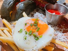 -HELLO 27 意面·沙拉·帕尼尼