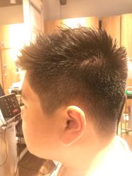 -曼都发型
