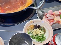 -由衷贵州酸汤牛肉火锅(新桥店)