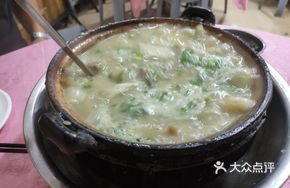 Softshell Turtle and Young Pigeon Clay Pot Rice Porridge