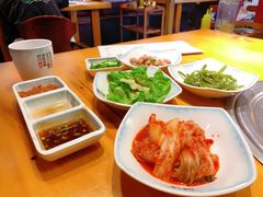 -唯成•韩国炭火烤肉 유성고기