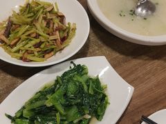 -九头鹰家宴(岳家嘴店)