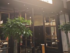 -川骄海鲜自助(王府井奥莱UP TOWN店原世界之花店)