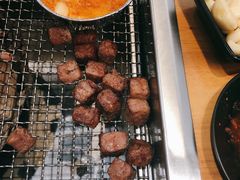 雪花肉粒-肉甲韩国木炭烤肉(新壹街1店)