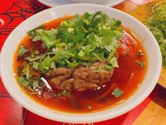 -李双猪·小龙虾·烧烤·羊肉煲(乐山店)