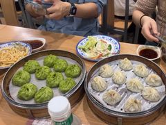 -清真老铁家灌汤包