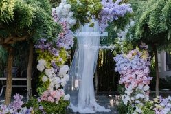 -花轿喜屋婚礼策划