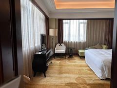 -汕头龙光喜来登酒店