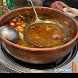 吃的很开胃。牛肉份量比较小，两个人点了四份