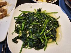 -鑫悦楼煎蟹·16年海鲜大排档