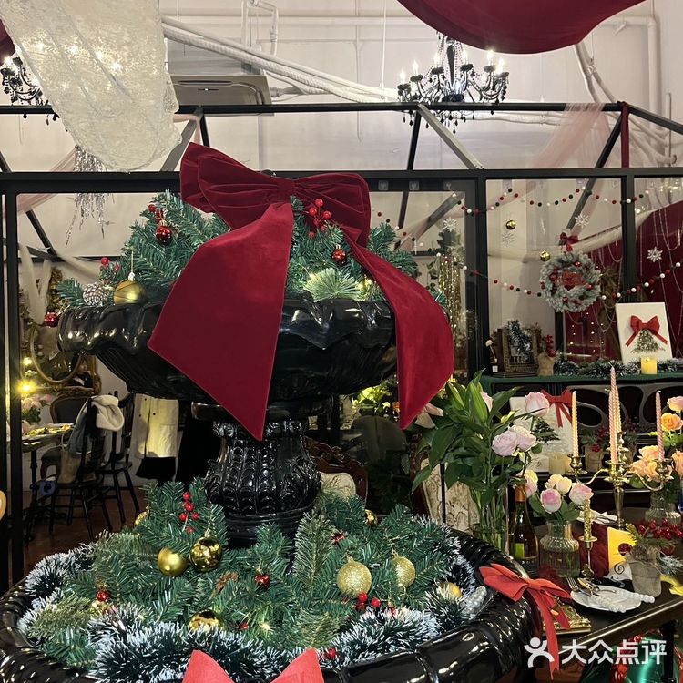 这次是真的被浪漫包围了....