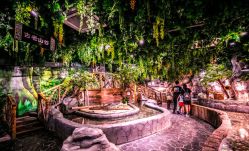 -Zoolung Zoolung动物主题公园(海信广场店)