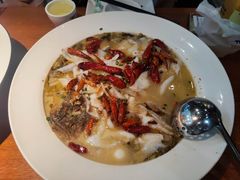 -鱼亨小鲜酸菜鱼(大信店)