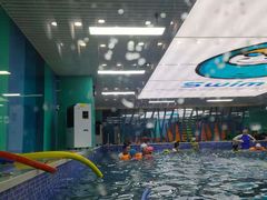 -Swim斯卫姆国际儿童游泳中心(红博中央公园店)