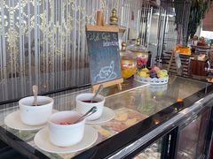 -怡豪大饭店·银顶旋转餐厅