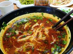 -杨记清芳牛肉拉面(京广路店)