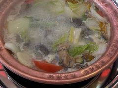 -阿婆情腊排骨火锅(金虹路店)