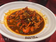 -龙巢盱眙龙虾·牛蛙·烧烤宵夜(八卦岭店)