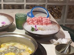 -喃喃椰·糟粕醋·椰子鸡火锅(七堡花园店)