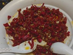 -阿瓦山寨·湘菜现炒·剁椒鱼头王(咸阳总店)