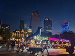 -东港音乐喷泉广场