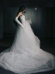 -Vera Wang婚纱礼服旗舰店