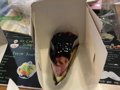 -莓园冰淇淋店