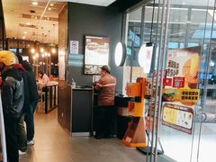 -三人行骨头王火锅(长寿店)