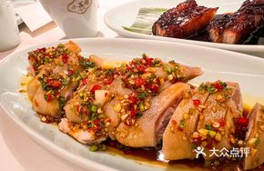 Shajiang Steamed Free-Range Pork Trotter