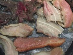 -钱小主·自助回旋烤肉火锅餐厅(东方新天地店)