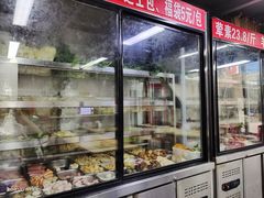 面包甜点陈列柜-四川老牛麻辣烫(北门桥店)