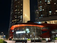 -香港ELEMENTS圆方