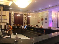 -皇马纯KTV·量贩·聚会(民治店)