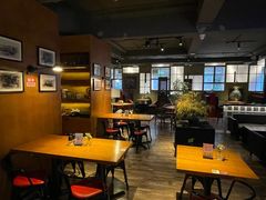-JINNS锦时 steak&pizza(浸信会礼拜堂旧址店)