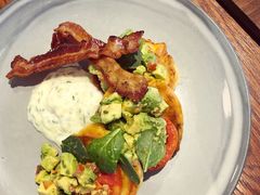 -ROAST coffee & eatery