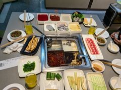 -海底捞火锅(杭州滨江九宜城店)