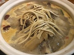 -金华砂锅筒骨砂锅夜宵(临平店)