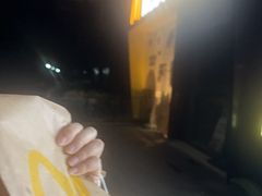 -麦当劳(徐汇漕溪北路百脑汇店)